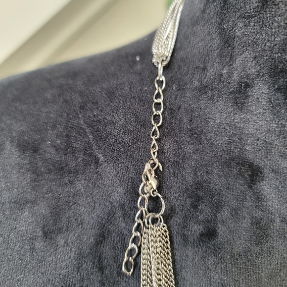 Gray Multilayer Fashion Necklace - Picture 6 of 6